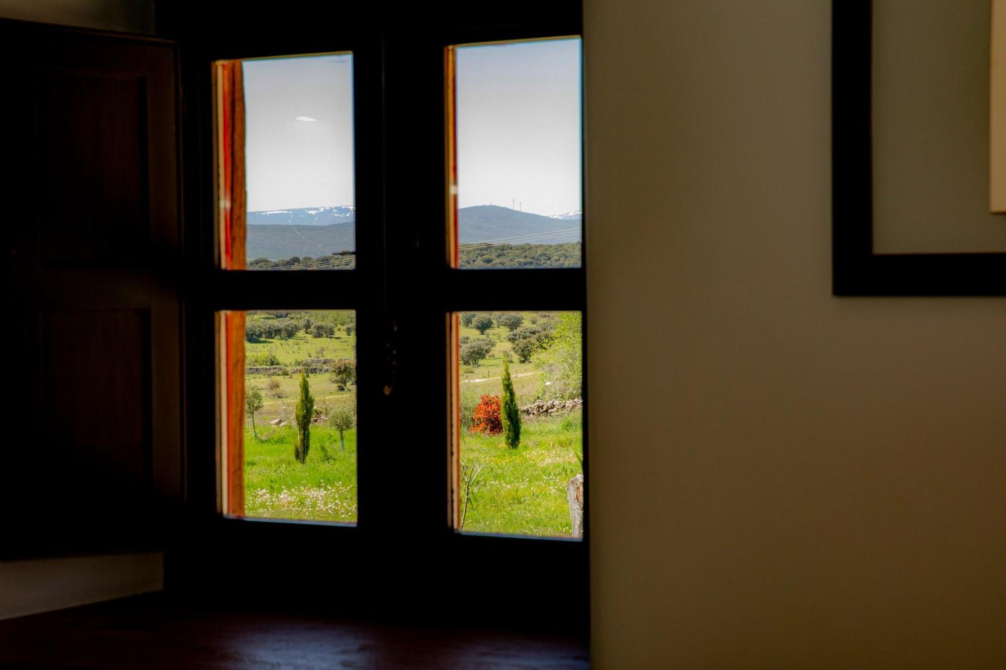 Via Avis Guest House Santa Catalina de Somoza Екстериор снимка