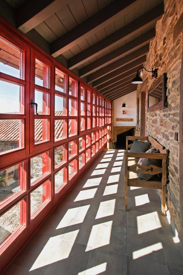 Via Avis Guest House Santa Catalina de Somoza Екстериор снимка