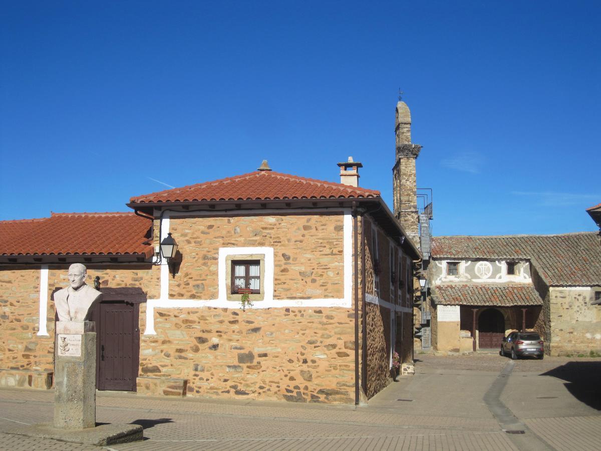 Via Avis Guest House Santa Catalina de Somoza Екстериор снимка