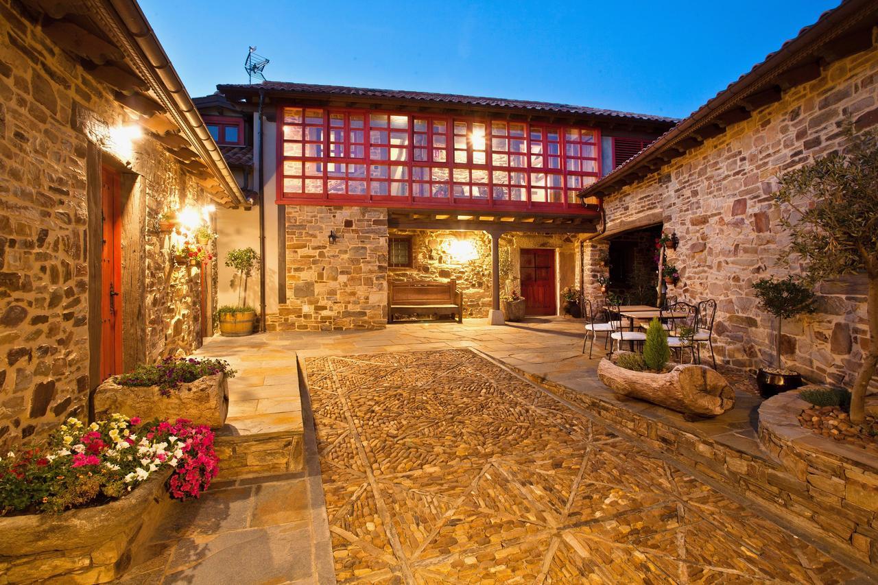 Via Avis Guest House Santa Catalina de Somoza Екстериор снимка